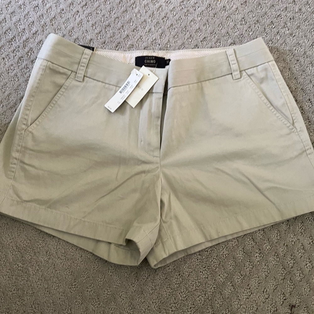 NWT J Crew size 12, 4 inch tan short